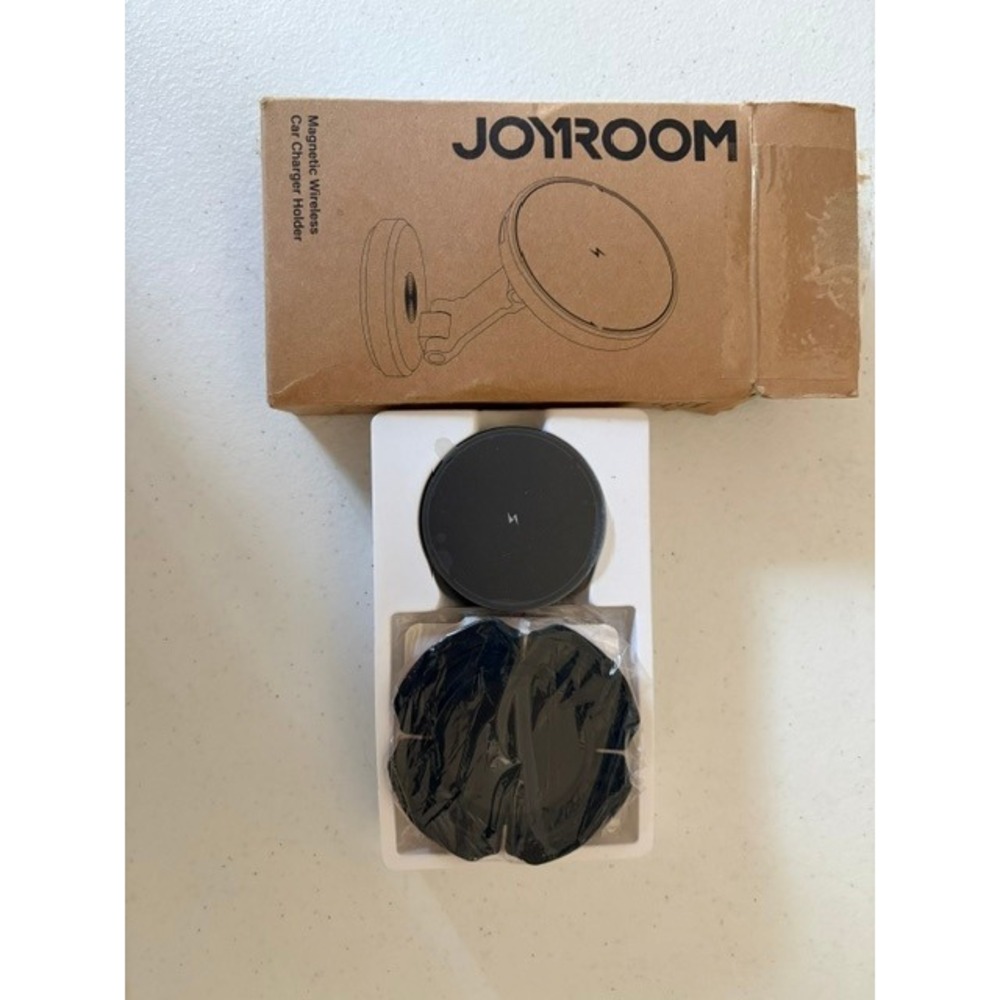 Joyroom Magnetic Wireless Car Charger Holder Black Smartphone Mount